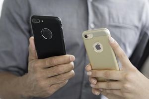 Moshi Moshi Armour - Etui Aluminiowe Iphone 7 Plus (jet Black) 3