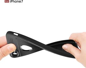 Etui Skin Lux IPHONE 7 czarne 8