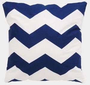 WhiteOaks Poduszka Chevron 40x40cm 1