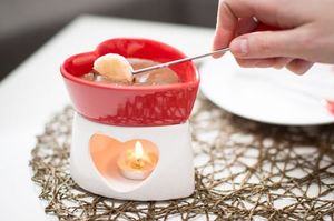 Kemis Porcelanowe serce do fondue 3