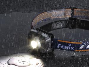 Latarka czołowa Fenix HL32R 8