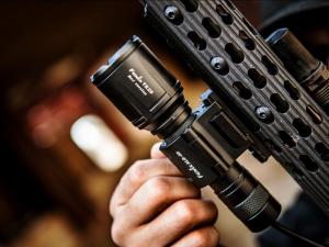 Latarka Fenix diodowa TK25 Red 8