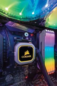 Pamięć Corsair Vengeance RGB PRO, DDR4, 32 GB, 3200MHz, CL16 (CMW32GX4M2C3200C16W) 7