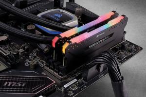 Pamięć Corsair Vengeance RGB PRO, DDR4, 32 GB, 3000MHz, CL15 (CMW32GX4M2C3000C15) 8