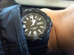 Zegarek Casio MRW-200H-1BVEF 2
