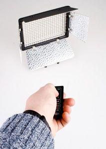Lampa studyjna Yongnuo LED YN-300III 5500K Stałocieplna 4