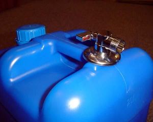 Arostė Kanister na wodę 20L z kranem 2