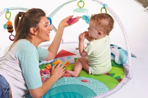 Tiny Love Gimnastyka dla bobasa z pałąkami - Zabawa na łące (TL000321) 5