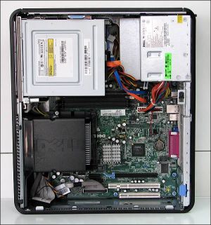 Komputer Dell 740 Desktop AMD X2 4400+ 2x2,3GHz 2GB 80GB DVD + Win7Home 3