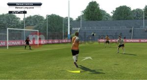 PRO EVOLUTION SOCCER 2013 Xbox 360 2