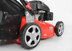 Kosiarka spalinowa Hecht 540 4