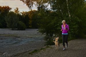 Latarka czołowa Varta LED czołowa niezniszczalna 100lm (LAVA 17731) 3