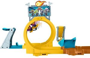 Mattel Blaze i Mega Maszyny Zderzakowo Kaskaderski Zestaw (GFC08) 2