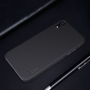 Nillkin Etui Super Frosted Shield + podstawka iPhone XR złote 3