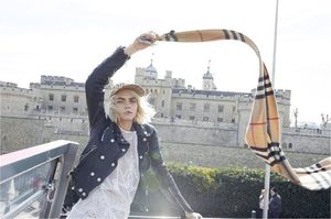 Burberry Her EDP 50 ml 3