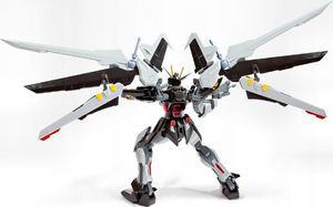 Figurka Figurka 1/100 MG Gundam Strike Noir 1