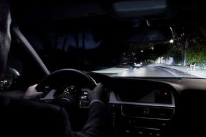 Philips ŻARÓWKA XENON D2S 85V 35W P32D-2 PHILIPS X-TREME VISION 85122XV2C1 (KARTON) /4800K/ 4