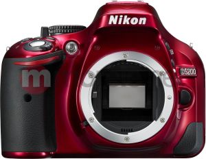 Lustrzanka Nikon D5200 Body (VBA351AE) czerwony 1