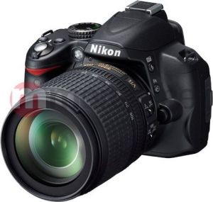 Lustrzanka Nikon Lustrzanka cyfrowa Nikon D3100 + 18-105mm VR (VBA280K006) + Książka +Torba + filtr UV 1