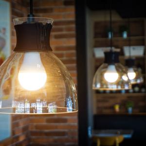 V-TAC 15W LED lemputė V-TAC, A65, 3000K su LED SAMSUNG diodu 4