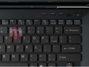 Laptop Sony Vaio SVS1312R9EB 4