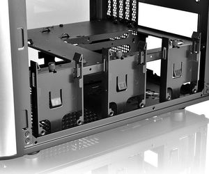 Obudowa Thermaltake Level 20 VT (CA-1L2-00S1WN-00) 8