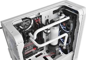 Thermaltake Thermaltake Pacific C-PRO G1/4 PETG Tube 16mm OD Compression – Black 4