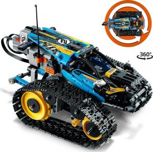 LEGO Technic Sterowana wyścigówka kaskaderska (42095) 13