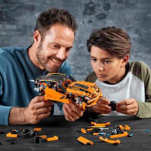 LEGO Technic Chevrolet Corvette ZR1 (42093) 8