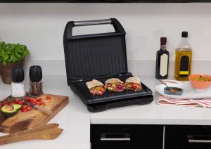 Grill elektryczny Russell Hobbs 25041-56 7