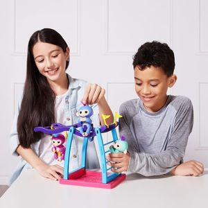 Fingerlings Fingerlings plac zabaw z huśtawką 9