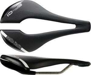 Selle Italia Siodło SELLE ITALIA SP-01 BOOST SUPERFLOW S (id match - S3) TI 316 Tube 7, fibra-tek, 210g czarne (NEW) 1