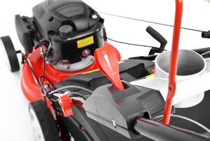 Kosiarka spalinowa Hecht 547 SXW 3