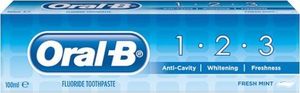 Oral-B Pasta do zębów 123 Fresh Mint 100 ml 1