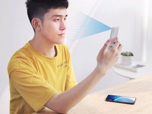 Rock Szkło hartowane Rock pełne full glue do Apple iPhone XR czarne uniwersalny 6