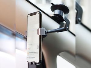 Rock Rock grawitacyjny uchwyt samochodowy na szybę deskę szary uniwersalny 11