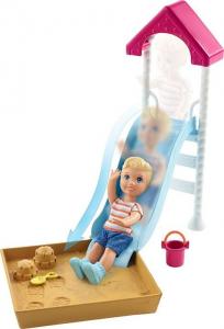 Lalka Barbie Mattel Barbie. Akcesoria spacerowe piaskownica ze zjeżdżalnią + dziecko (FXG94/FXG96) 1