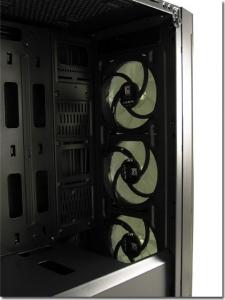 Obudowa LC-Power Gaming 995B Light Box (LC-995B-ON) 14