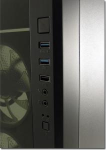 Obudowa LC-Power Gaming 995B Light Box (LC-995B-ON) 9