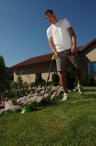 Fieldmann Nożyce akumulatorowe FZN 4102-AT 11 cm 7