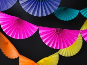 Girlanda bibułowa Rozety, żółty, 3m uniwersalny 4