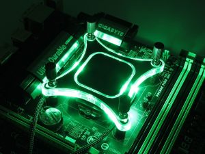 XSPC Raystorm CPU Cooler na Intel - Acetal (5060175581785) 8