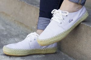 Lacoste Buty damskie Agour Lt Gry białe r. 39.5 (7-25SRW1108334) 5