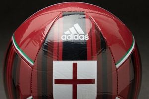 Adidas Piłka nożna AC Milan czerwona r. 5 (F93725) 4