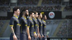FIFA 16 Xbox One 2