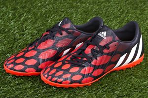 Adidas Buty piłkarskie P Absolado Instinct Tf czarne r. 47 (M17635) 1
