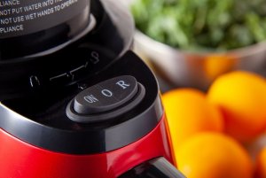 Wyciskarka wolnoobrotowa Eldom PJ600C Intensi 5