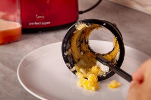 Wyciskarka wolnoobrotowa Eldom PJ600C Intensi 16