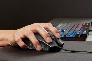 Mysz Corsair Ironclaw RGB FPS/MOBA  (CH-9307011-EU) 3