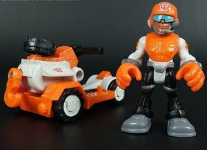 Figurka Hasbro Transformers Rescue Bots - Sawyer + Wyciągarka (33031) 7